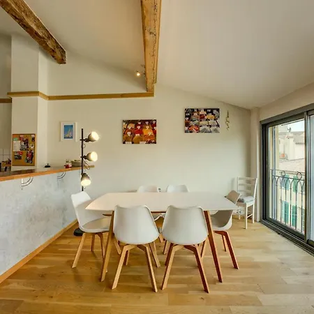 Apartment Top Floor Duplex Apt/rooftop Views/mins To Beach Antibes